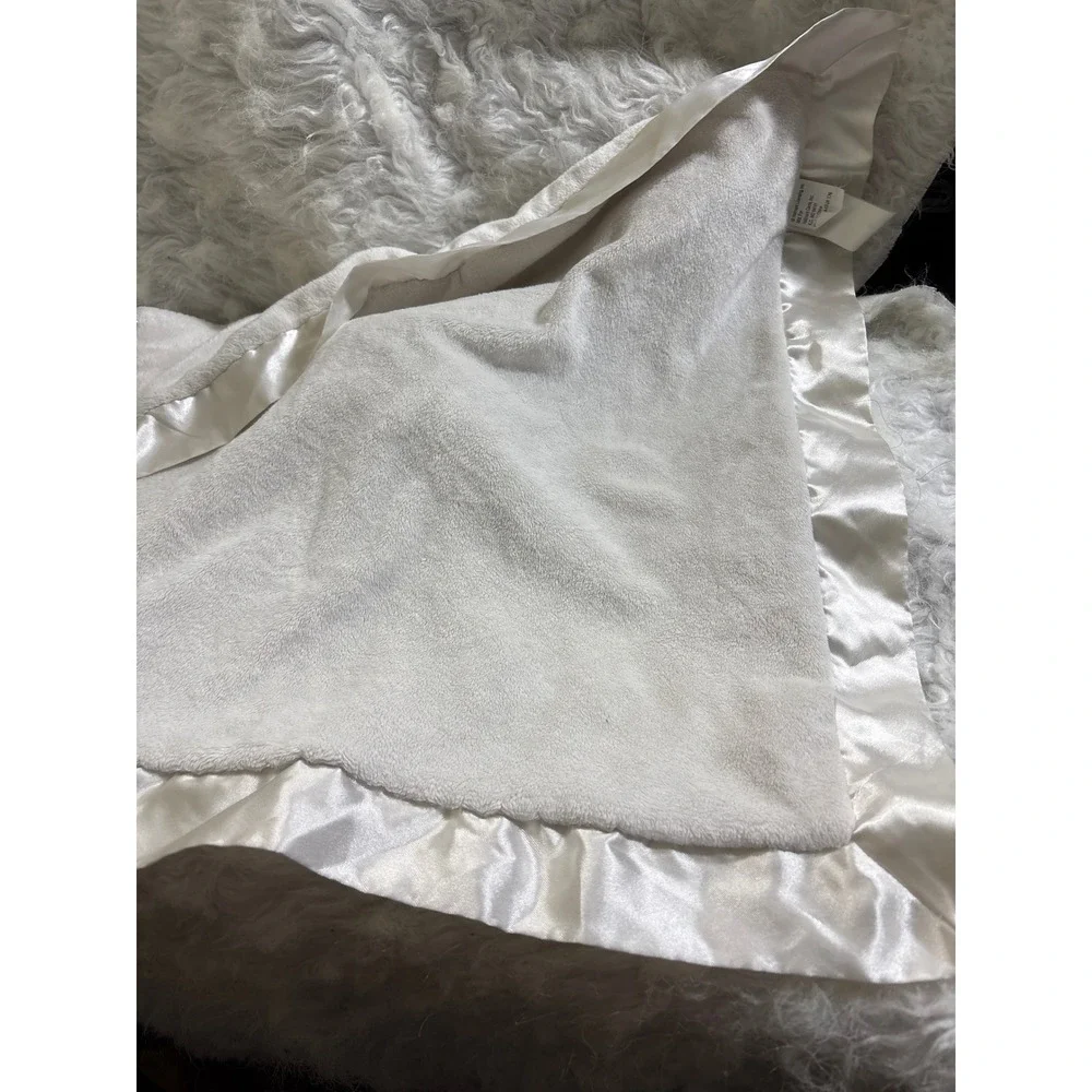 Hallmark Lion Baby Lovey Security‎ Blanket Cream Satin Trim Plush 19x19 SKU E